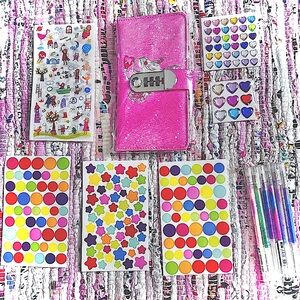 NWT Girls journaling kit with‎ included accessories!